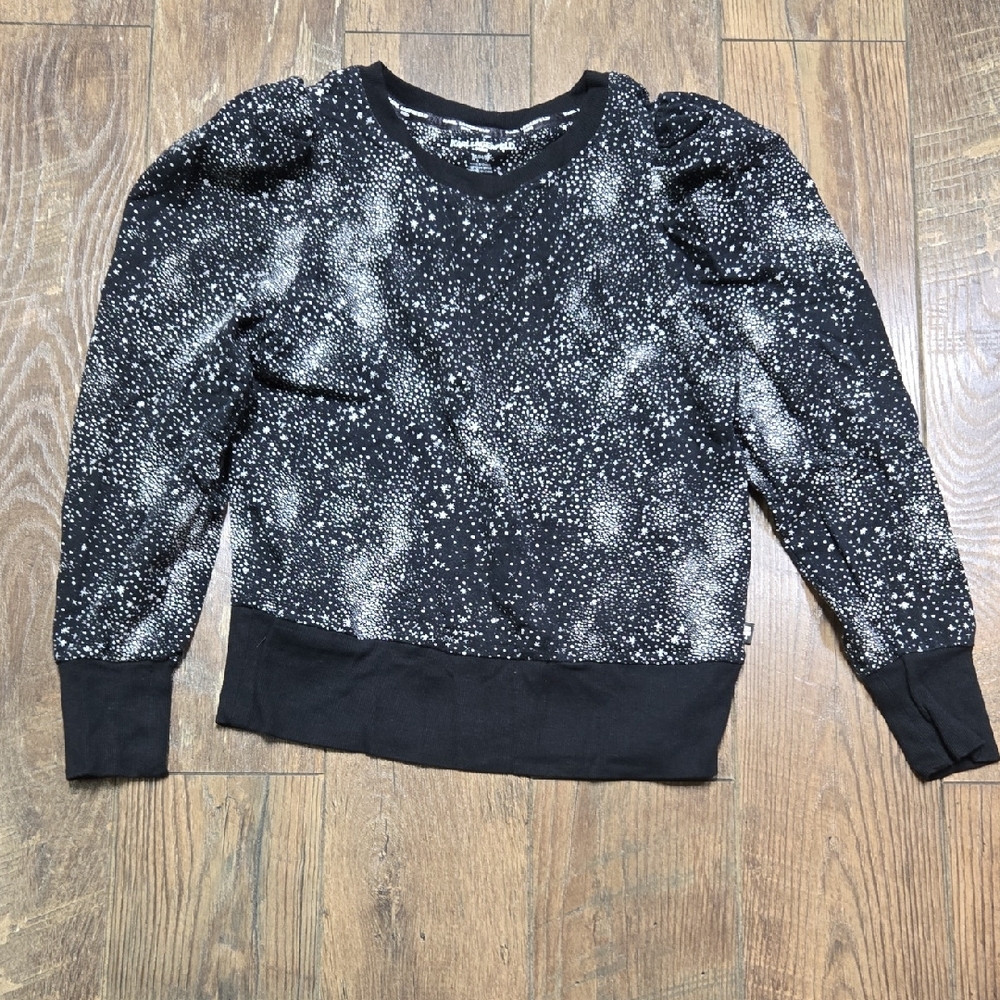 Karl Lagerfeld Black and White Star Pattern Top with puff sleeves